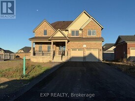 1 Larissa Pk Dr in Quinte West, ON - Building Photo