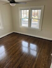 126 S Willow Ave in Sugar Creek, MO - Building Photo - Building Photo