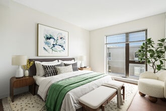 The Beverly Collection: Canvas in Beverly, MA - Building Photo - Building Photo