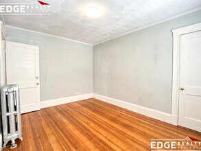 52 Beacon Park in Watertown, MA - Building Photo - Building Photo