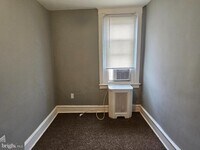 2043 S Redfield St photo'