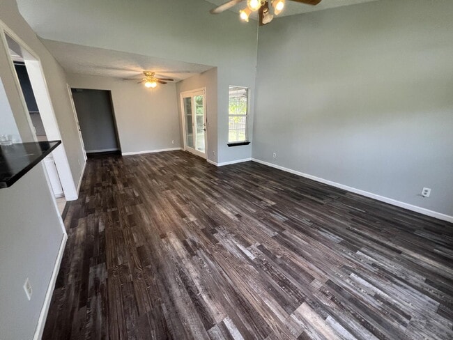 31 Rice Gate Dr in Richmond Hill, GA - Building Photo - Building Photo