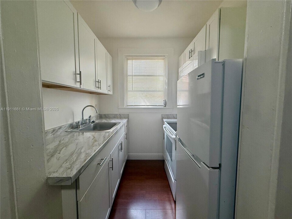 114 Antilla Ave in Coral Gables, FL - Building Photo