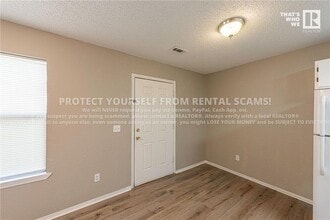 688 W Martha Dr in Fayetteville, AR - Building Photo - Building Photo