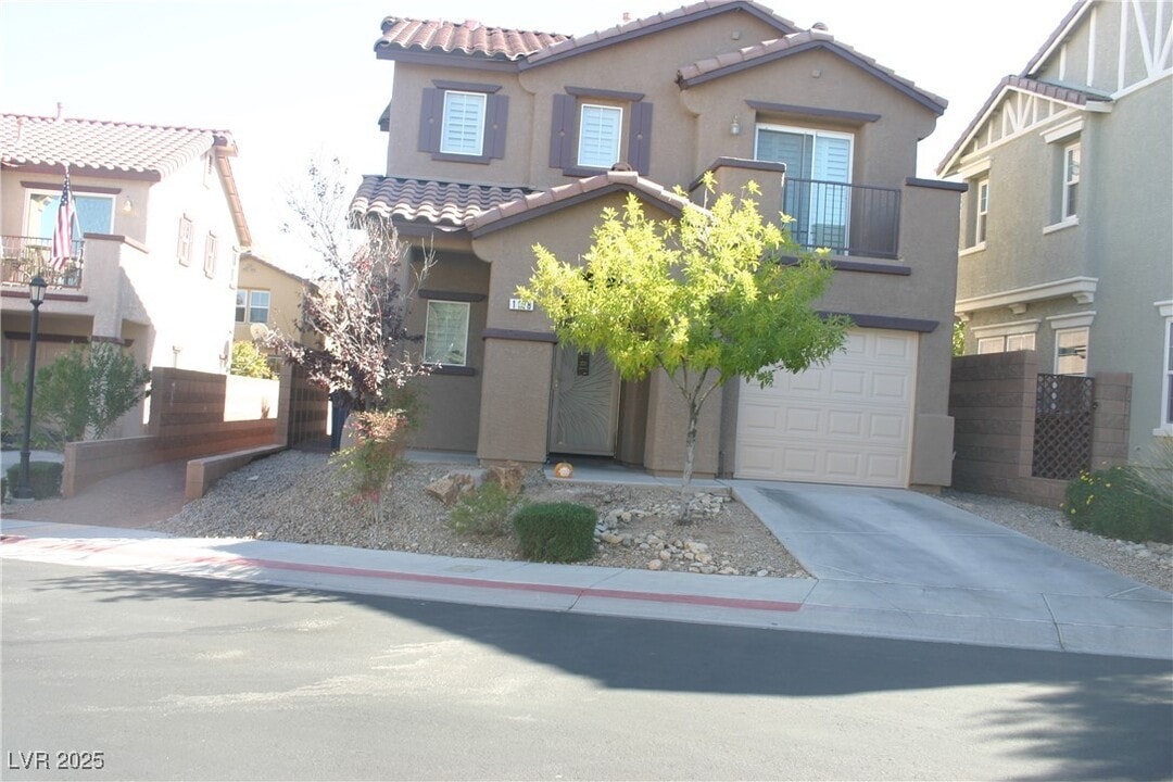 1158 Gecko Rd in Henderson, NV - Building Photo