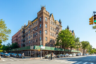 7101 4th Ave in Brooklyn, NY - Building Photo - Primary Photo