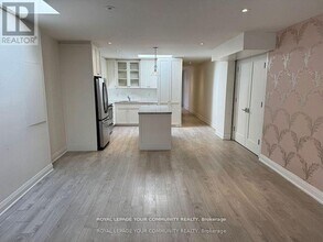 1929 Avenue Rd in Toronto, ON - Building Photo - Building Photo