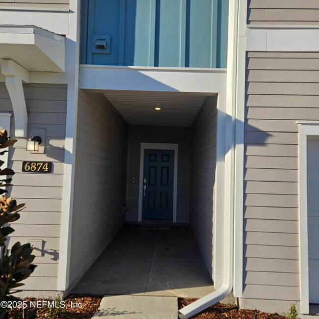 6874 Golden Monarch Ave in Jacksonville, FL - Building Photo - Building Photo