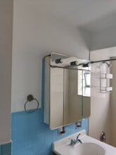 4249 N Kedvale Ave, Unit 9 in Chicago, IL - Building Photo - Building Photo