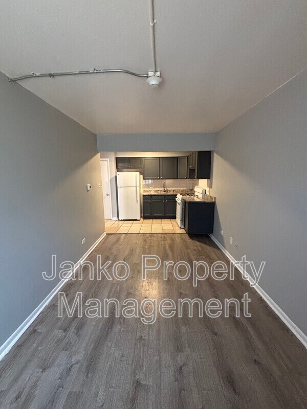 3351 Commercial Ave in South Chicago Heights, IL - Building Photo - Building Photo