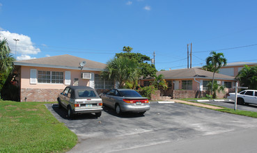 The Waldorf at Coral Ridge in Fort Lauderdale, FL - Building Photo - Building Photo