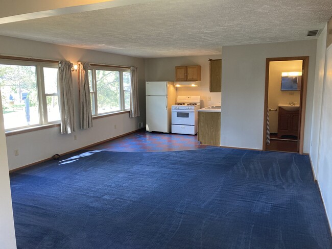 3593 Old US Highway 27 S, Unit 3