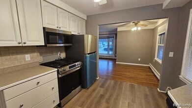 629 N Vermont Ave in Royal Oak, MI - Building Photo - Building Photo