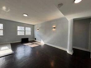 1254 White Plains Rd in Bronx, NY - Building Photo - Building Photo