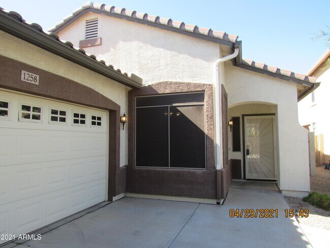 1258 E Thompson Way in Chandler, AZ - Building Photo - Building Photo