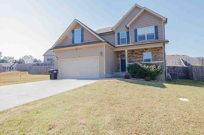 1411 Freedom Dr in Clarksville, TN - Building Photo - Building Photo