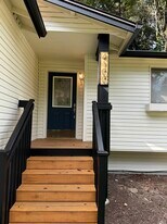 4100 Songbird Ln NW in Bremerton, WA - Building Photo