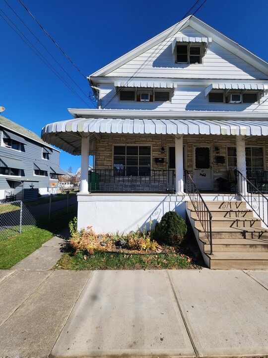 67 Pulaski St in Kingston, PA - Foto de edificio