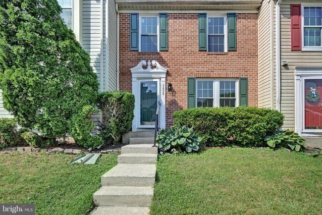 property at 7836 Foxfarm Ln