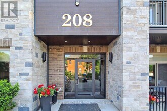 208 Bold St in Hamilton, ON - Building Photo - Building Photo