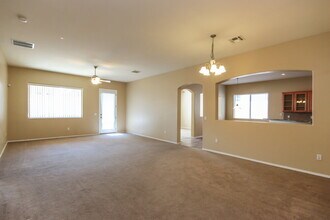 7129 W Autumn Gold Ct in Tucson, AZ - Building Photo - Building Photo