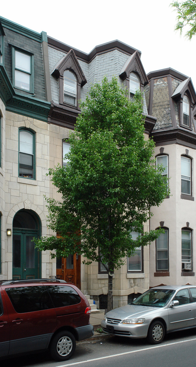 156 N 21st St in Philadelphia, PA - Building Photo - Building Photo