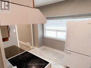 9 Albright Ave in Toronto, ON - Building Photo - Building Photo