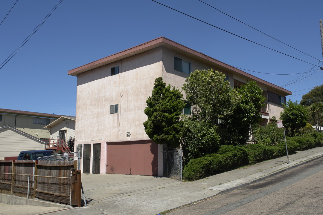 3201 Arkansas St in Oakland, CA - Building Photo