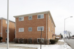 137 50th Ave in Bellwood, IL - Building Photo