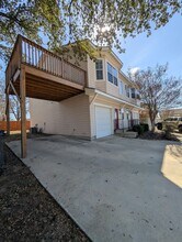 1270 Hillcrest Dr in New Braunfels, TX - Building Photo - Building Photo