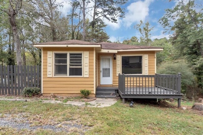 property at 4161 Tell Rd SW
