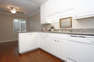 The Meridian in Walnut Creek, CA - Building Photo