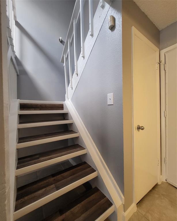 12510 Newbrook Dr photo'