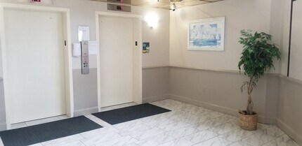 90 Quincy Shore Dr, Unit 319 in Quincy, MA - Building Photo - Building Photo