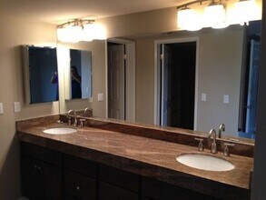 5132 N 31st Way in Phoenix, AZ - Building Photo - Building Photo