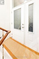 5 Arlstan Dr in Toronto, ON - Building Photo