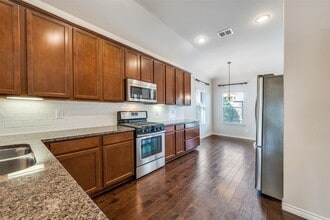 3805 Weatherstone Dr in Fort Worth, TX - Foto de edificio - Building Photo