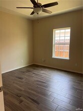 412 Teague Ave-Unit -2 in Edinburg, TX - Building Photo - Building Photo