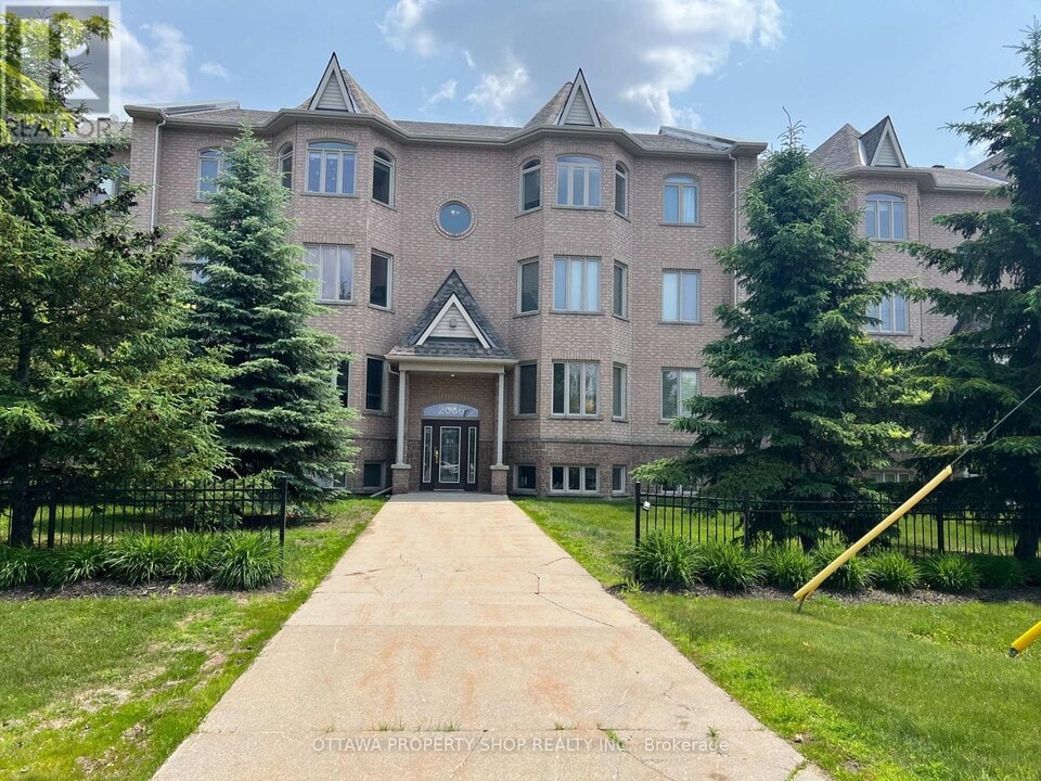2086-2086 Valin St in Ottawa, ON - Building Photo