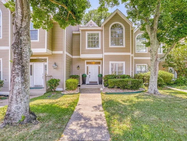 property at 1185 Lionsgate Ln