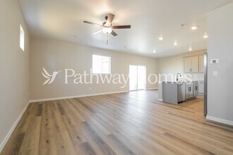 17923 E 94th Pl in Commerce City, CO - Building Photo - Building Photo