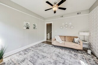 5169 S Michigan Ave in Chicago, IL - Building Photo - Building Photo