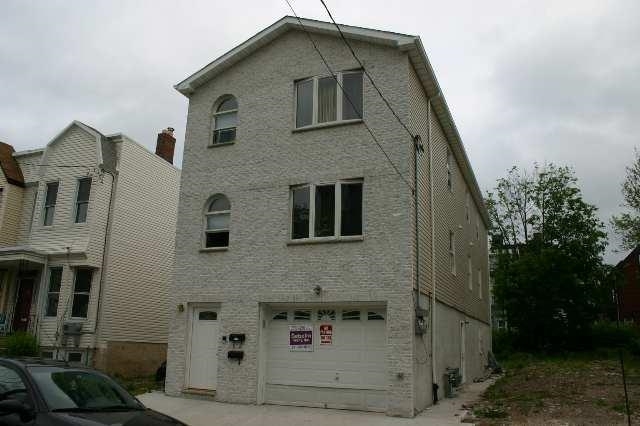 334 Forrest St in Jersey City, NJ - Building Photo