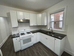 5322 Wingohocking Terrace in Philadelphia, PA - Building Photo - Building Photo