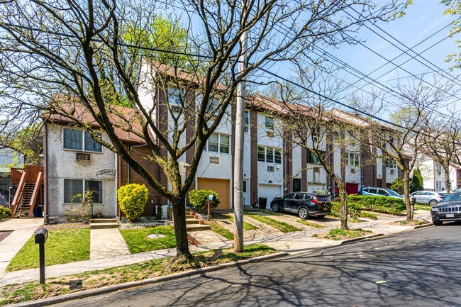 Apartments for rent in Tompkinsville, NY