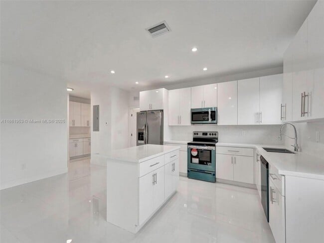 property at 2631 E 7th Ave