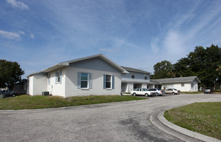 Brookside Village FL Apartments