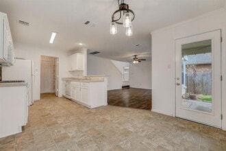 1705 Darjeeling Dr in Pflugerville, TX - Building Photo - Building Photo