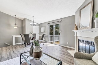 1429 Thrush Pl in St. Louis, MO - Foto de edificio - Building Photo