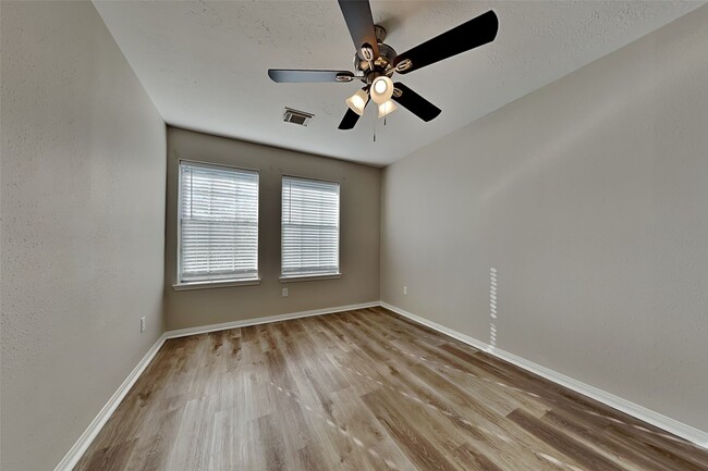 31110 Silver Village Dr